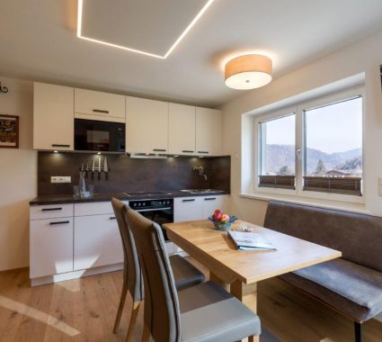Gaestehaus_Kalkschmid_Wohnung_8_Wohnkueche.jpg